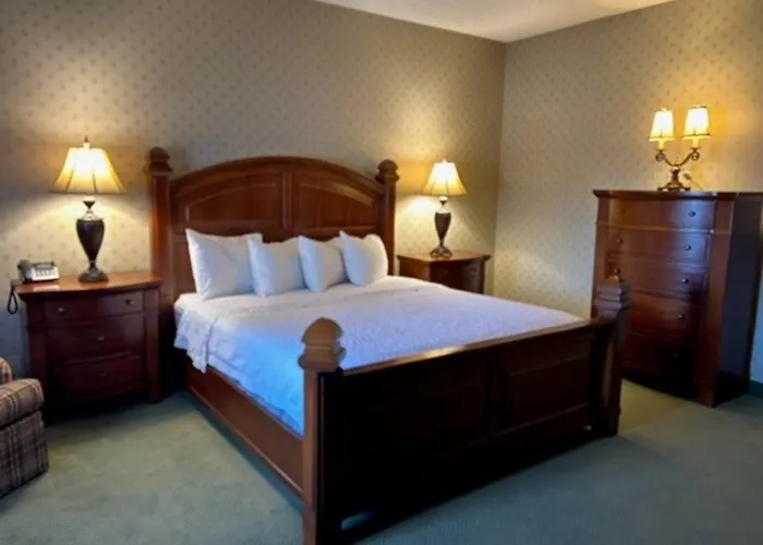 Piccadilly Inn Airport
